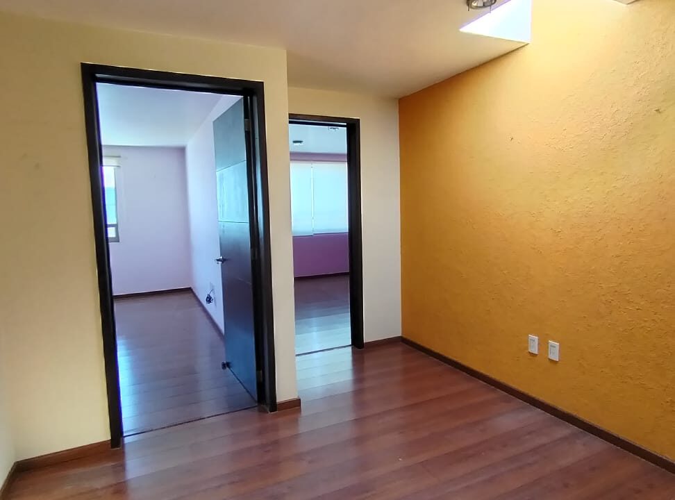 WhatsApp Image 2025-04-04 at 11.48.41 AM (1)