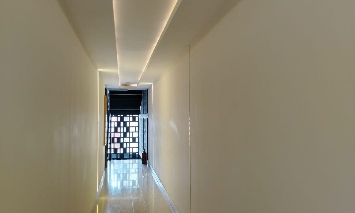 WhatsApp Image 2025-04-10 at 1.03.46 PM (4)